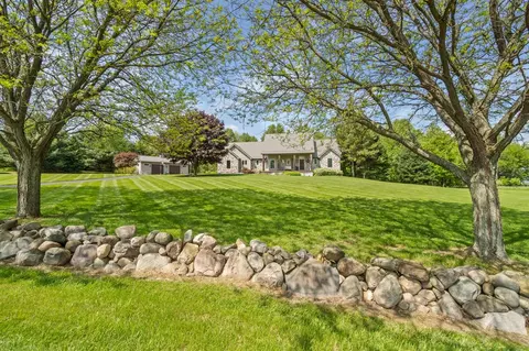 Exterior - 7918 Dan Patch, Jackson, MI 49201 photo 5 of 19