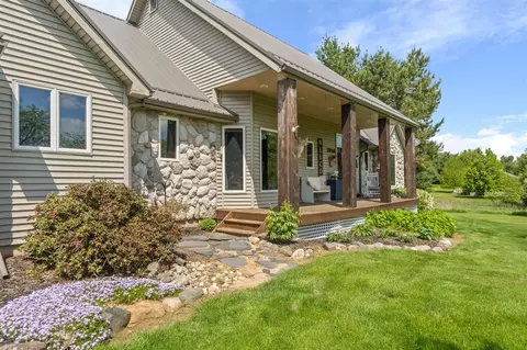 Exterior - 7918 Dan Patch, Jackson, MI 49201 photo 7 of 19