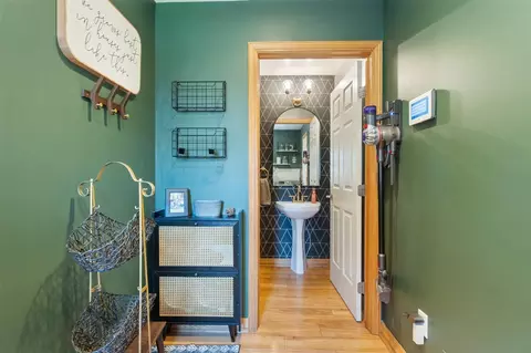Entry Way - 7918 Dan Patch, Jackson, MI 49201 photo 2 of 4