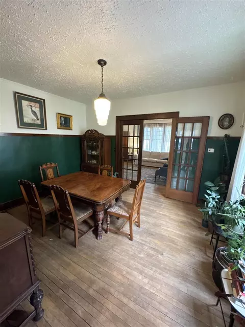 Dining - 701 Chestnut, Grayling, MI 49738 photo 2 of 2