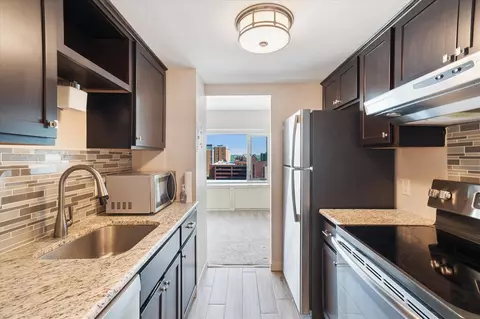 Kitchen - 555 E William #10D, Ann Arbor, MI 48104 photo 1 of 2