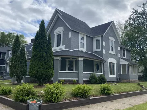 1801 College, Grand Rapids, MI 49507