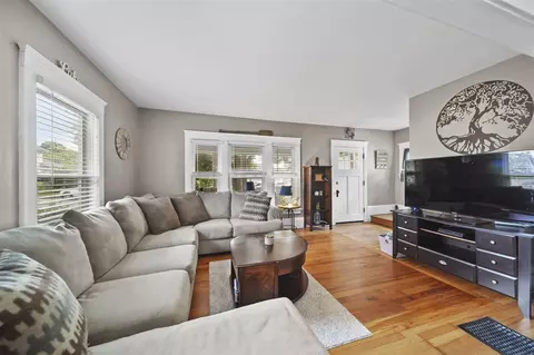 Other - 704 Lincoln, Jackson, MI 49202 photo 6 of 11