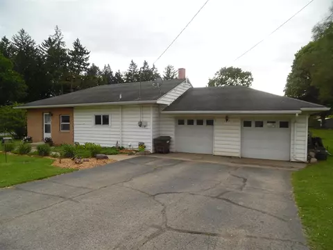 620 9th, Michigan Center, MI 49254