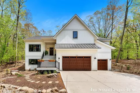 4046 Dunes, Norton Shores, MI 49441