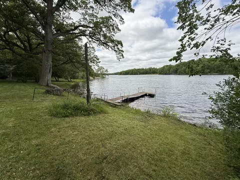 471 Clear Lk, Dowling, MI 49050