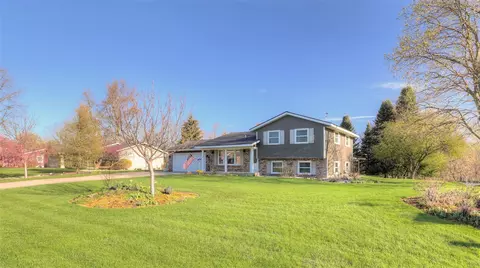 8705 Summit, Zeeland, MI 49464