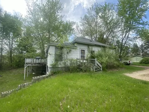 956 30th, Blanchard, MI 49310