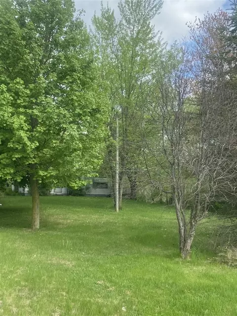 Exterior - 956 30th, Blanchard, MI 49310 photo 3 of 3