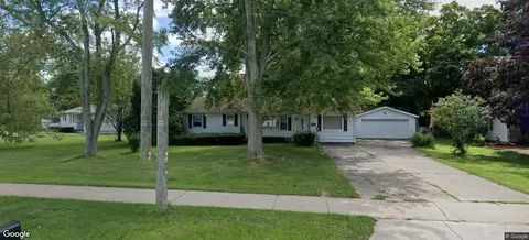 260 W Saint Joseph, Coloma, MI 49038