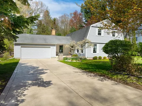 3894 Norton Hls, Muskegon, MI 49441