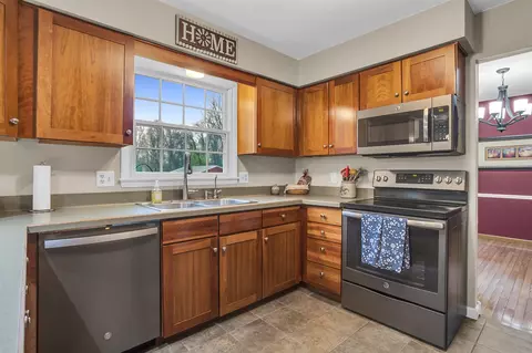 8690 Clinton, Jackson, MI 49201 photo 18