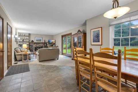 8690 Clinton, Jackson, MI 49201 photo 21