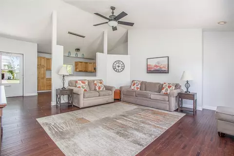Living - 334 Thistle, Climax, MI 49034 photo 3 of 6