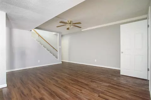 Living - 334 Thistle, Climax, MI 49034 photo 5 of 6