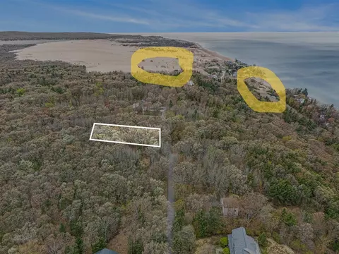 N Silver Ridge, Mears, MI 49436 photo 13