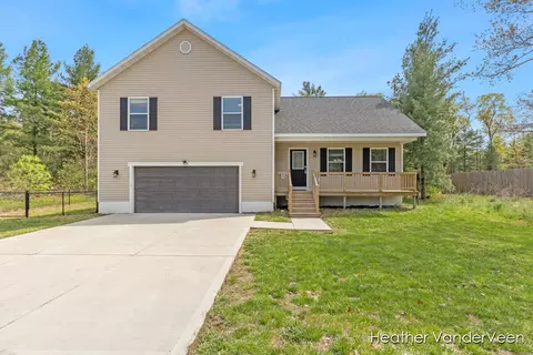 469 Ramona, Twin Lake, MI 49457