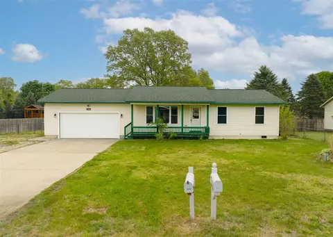 1286 Holiday, Muskegon, MI 49442