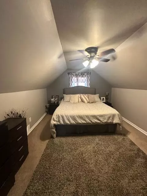 Bedroom - 11444 Pine, Taylor, MI 48180 photo 3 of 5