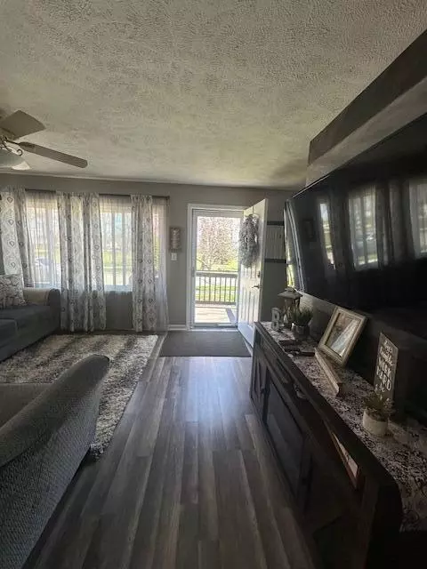 Entry Way - 11444 Pine, Taylor, MI 48180 photo 7 of 15