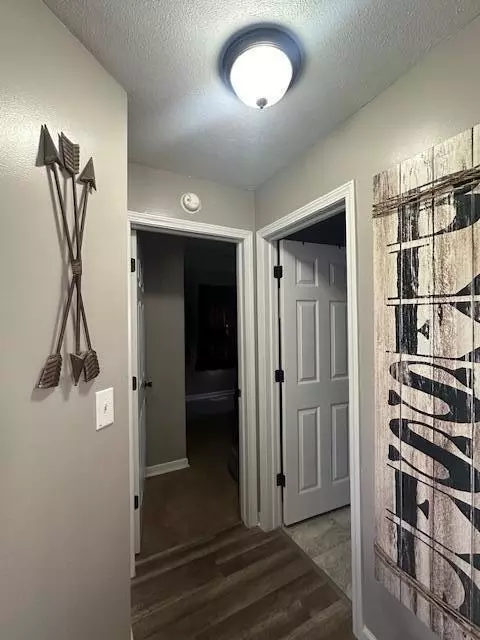 Entry Way - 11444 Pine, Taylor, MI 48180 photo 8 of 15
