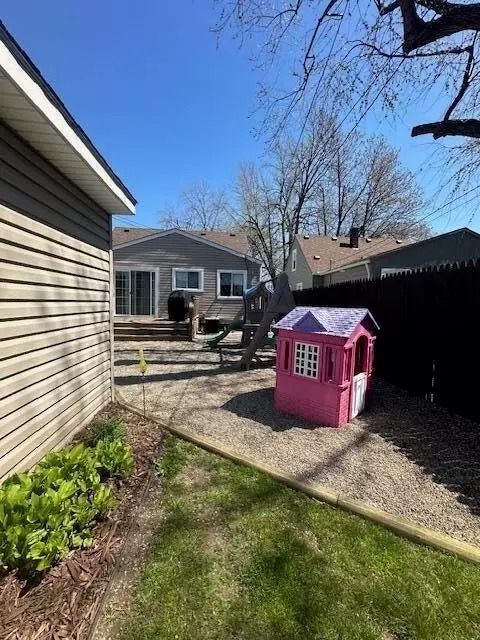 Exterior - 11444 Pine, Taylor, MI 48180 photo 12 of 14