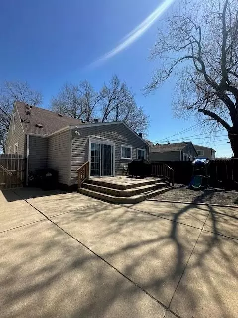 Exterior - 11444 Pine, Taylor, MI 48180 photo 9 of 14