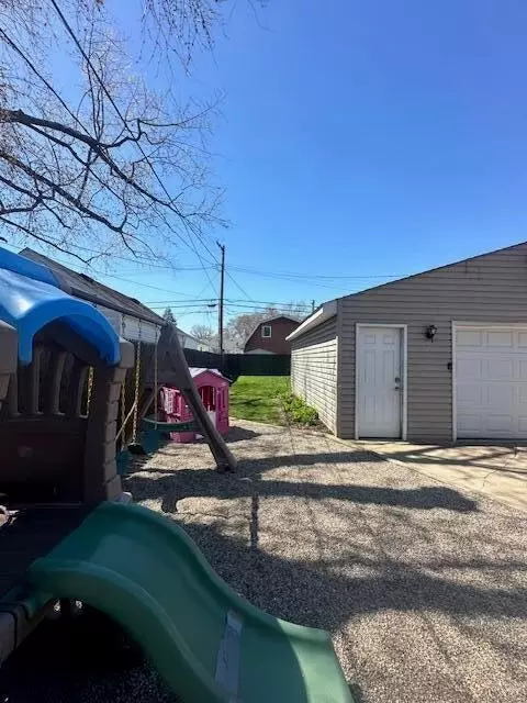 Exterior - 11444 Pine, Taylor, MI 48180 photo 8 of 14