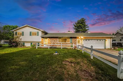 823 W W Park, Niles, MI 49120