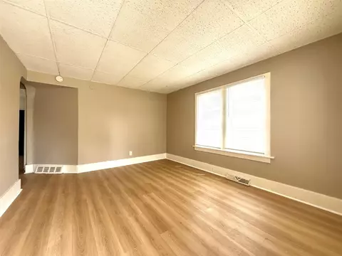 602 S 604 S, Belding, MI 48809 photo 6