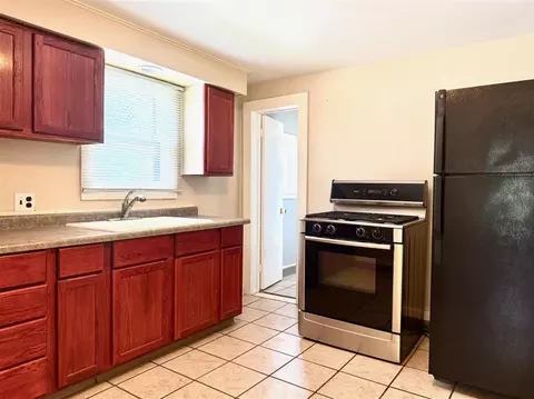 602 S 604 S, Belding, MI 48809 photo 11