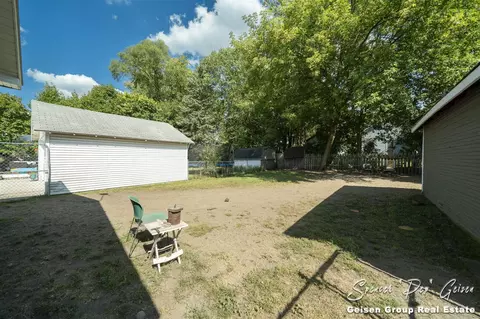 602 S 604 S, Belding, MI 48809 photo 12