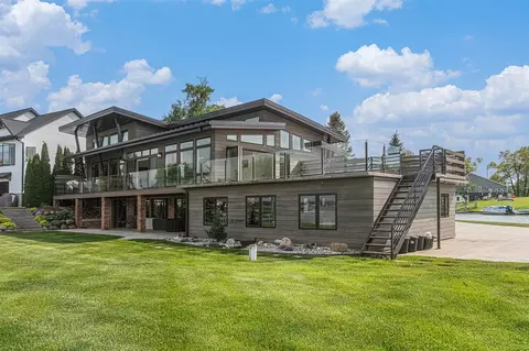 Exterior - 126 Robindale, Brooklyn, MI 49230 photo 2 of 6