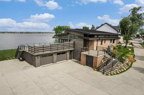 Exterior - 126 Robindale, Brooklyn, MI 49230 photo 1 of 6