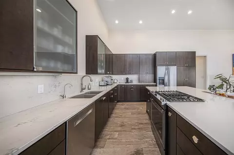 Kitchen - 126 Robindale, Brooklyn, MI 49230 photo 3 of 7