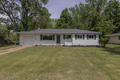 32300 56th, Paw Paw, MI 49079