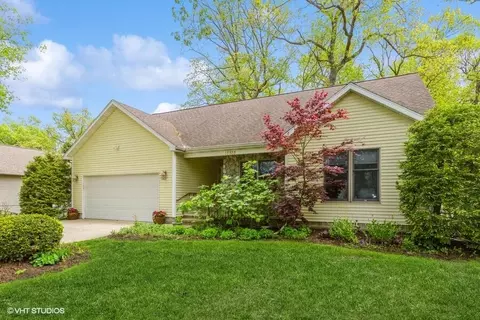 18855 Lonergan, New Buffalo, MI 49117