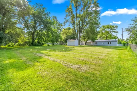 Exterior - 3820 Kaiser, Tecumseh, MI 49286 photo 8 of 11