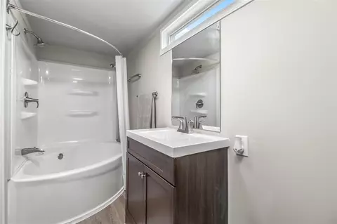 Bath - 3820 Kaiser, Tecumseh, MI 49286 photo 1 of 3