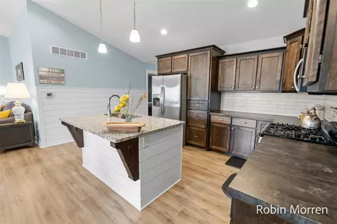 Kitchen - 11648 Everette, Allendale, MI 49401 photo 3 of 3
