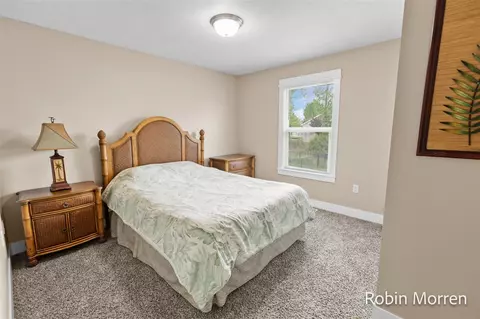 Bedroom - 11648 Everette, Allendale, MI 49401 photo 4 of 6