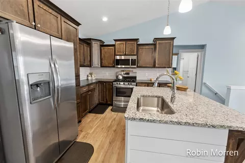 Kitchen - 11648 Everette, Allendale, MI 49401 photo 2 of 3