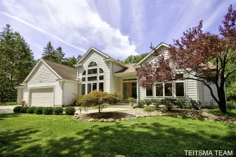 12993 144th, Grand Haven, MI 49417