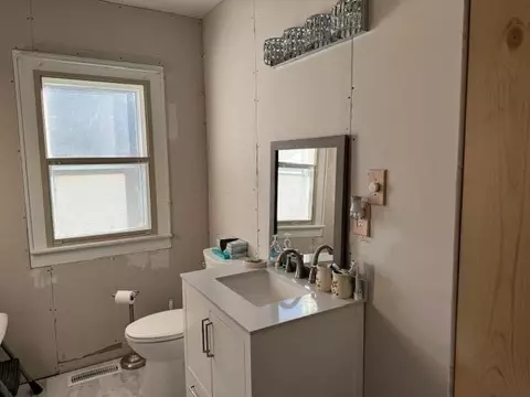 4701 Clinton, Jackson, MI 49201 photo 9