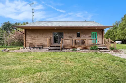 884 N Gavord, Sterling, MI 48659