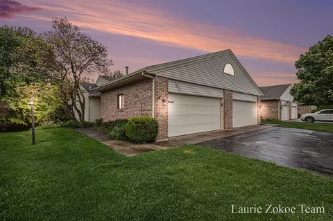 1094 Amberwood W, Byron Center, MI 49315