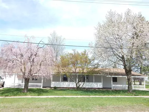 31-33 Church, Cedar Springs, MI 49319