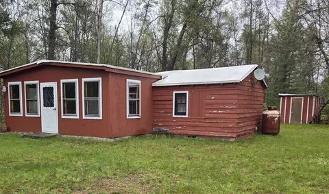 5282 N May, Luther, MI 49656