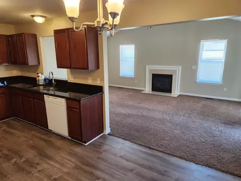 7980 Amber, Romulus, MI 48174 photo 3