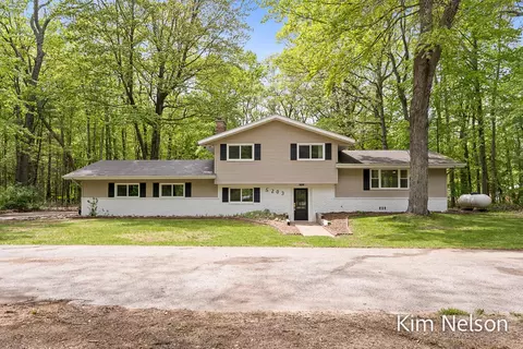 5203 Nestrom, Whitehall, MI 49461